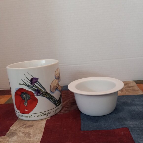 Dip Chiller by Gourmet Village with Masrooms and Tomatoes - Picture 3 of 6